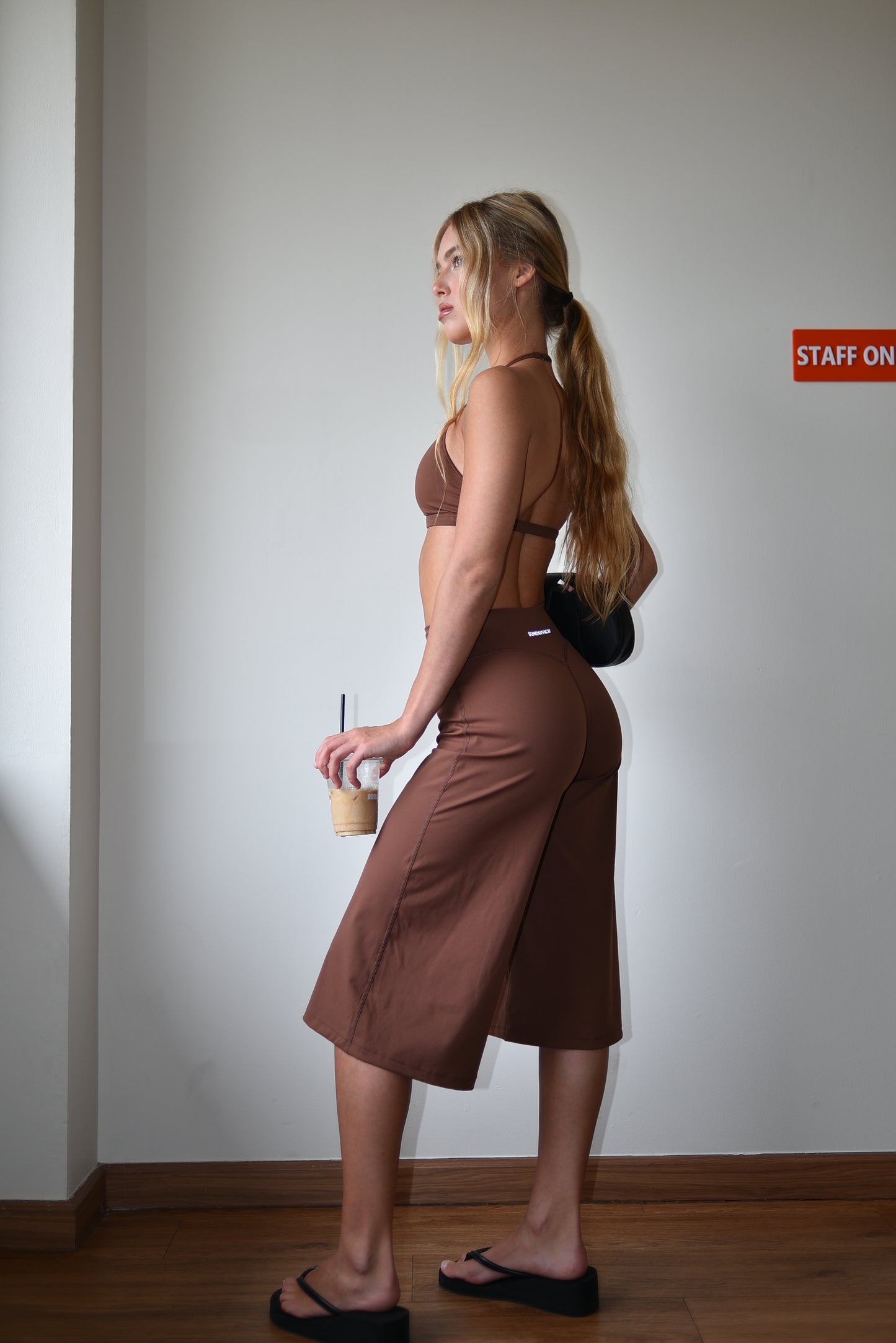 Wideleg Capri / Brown