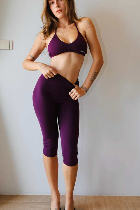 Ava Capri / Maroon