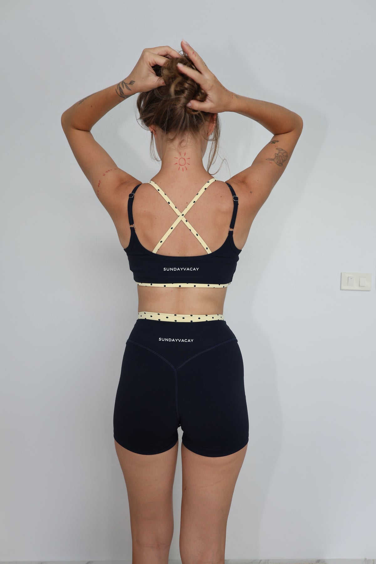 Ivy Shorts - Navy