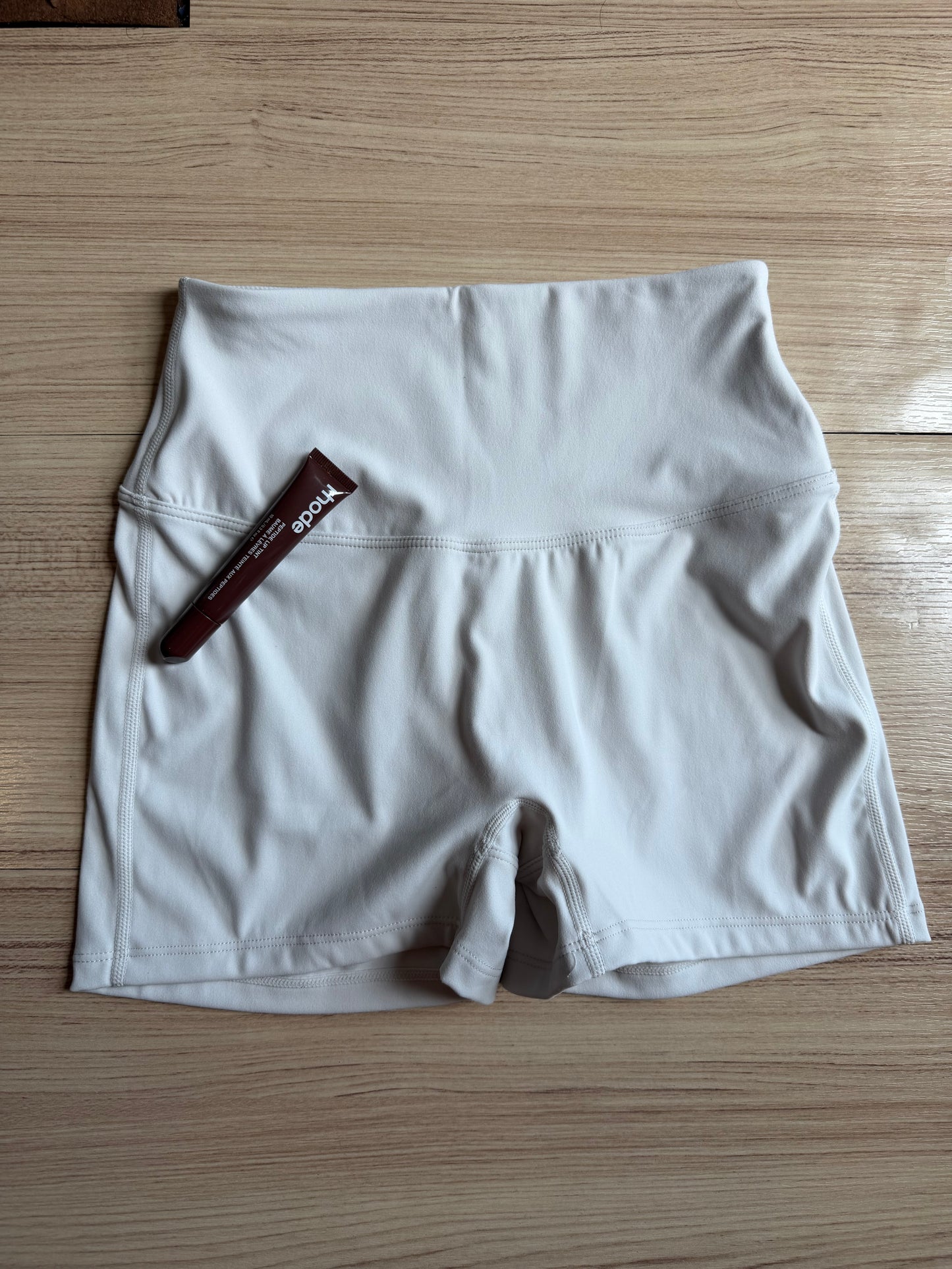 Muse Shorts - Offwhite