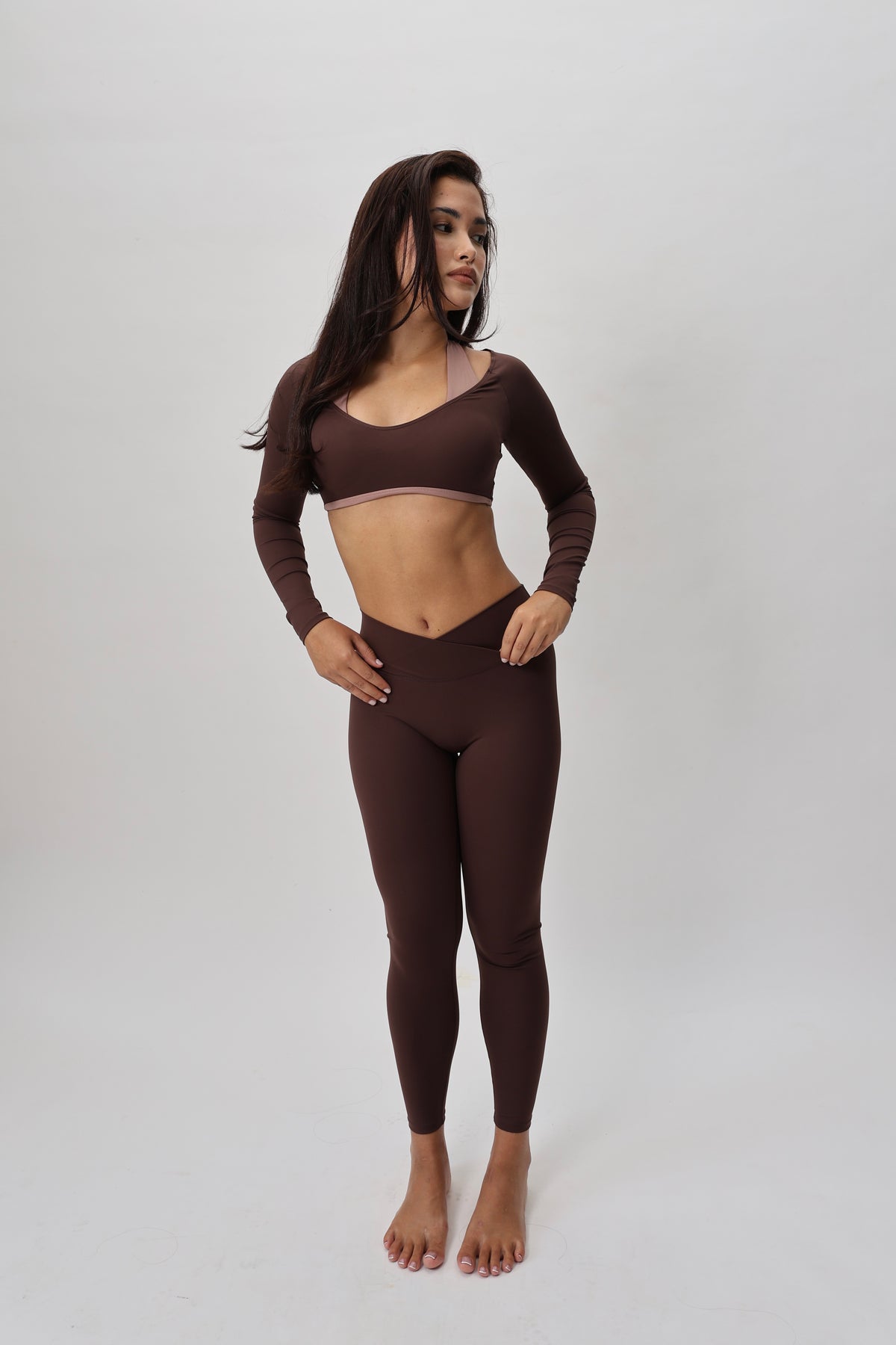 V Cross Pants - Brown