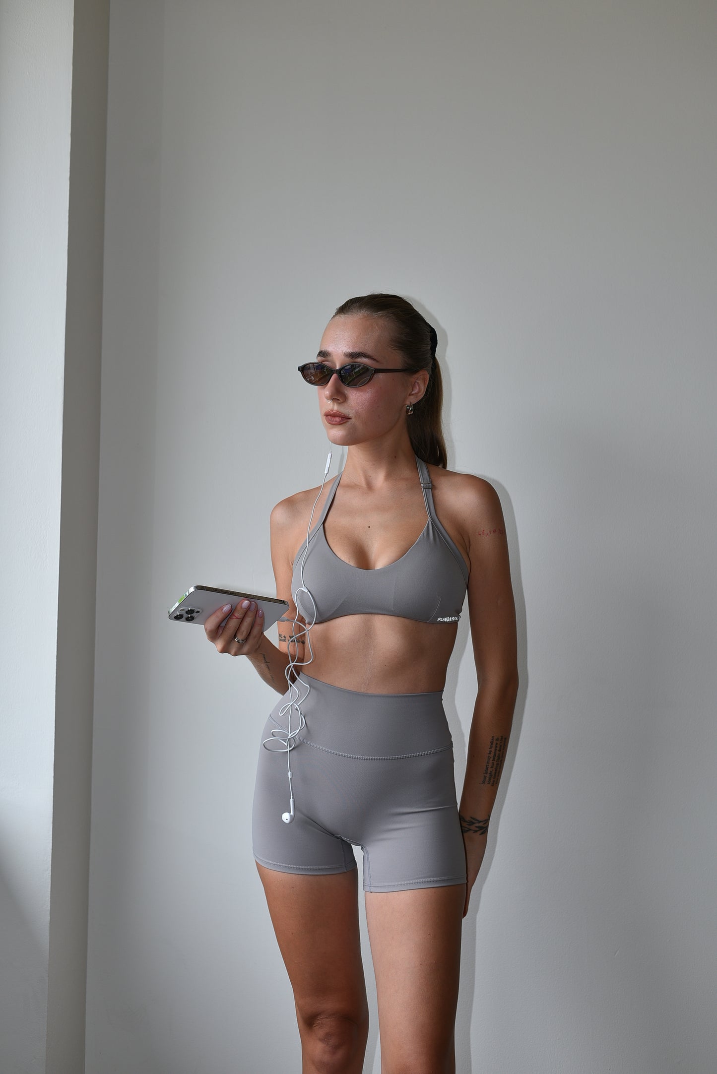 Race halter bra / Nude Grey