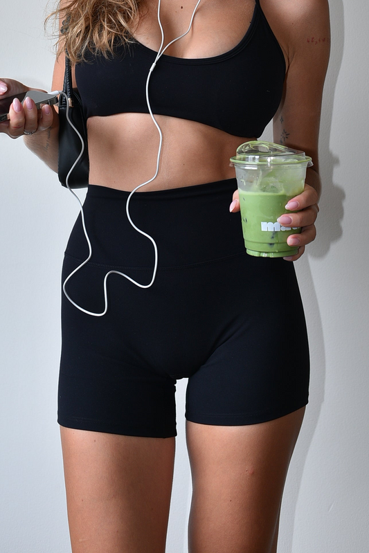 Addison Shorts / Black