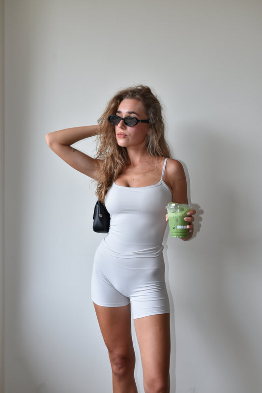 Addison Shorts / Offwhite