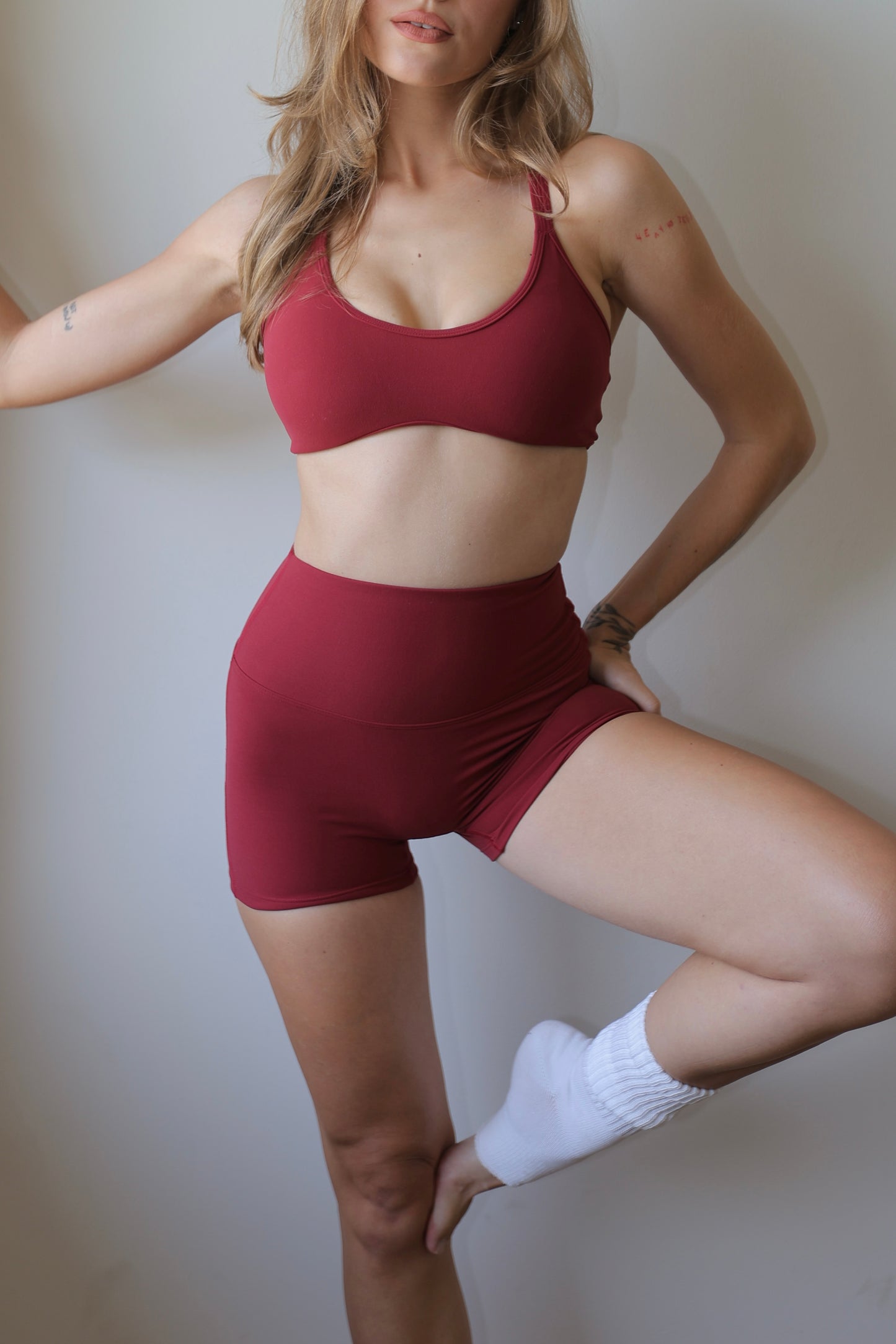 Muse Crop - Cherry