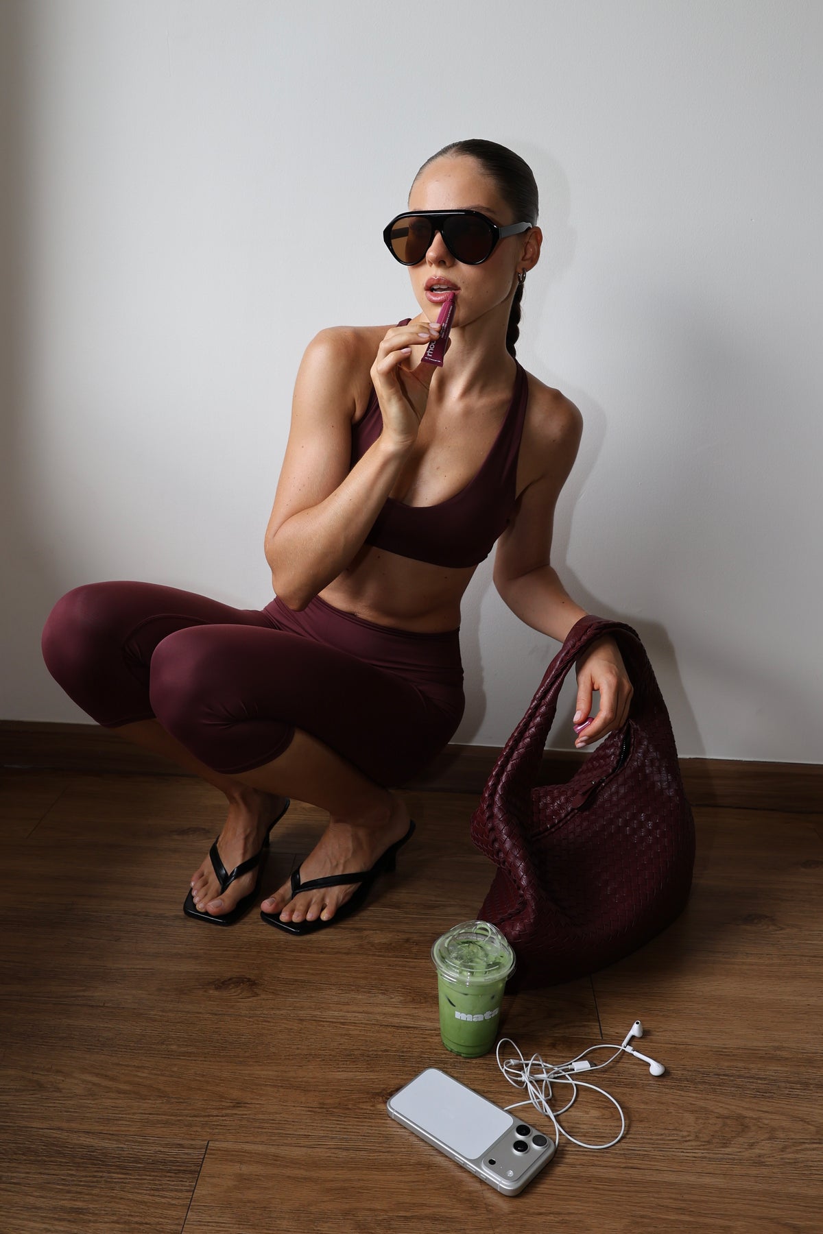 Contour Capri - Maroon