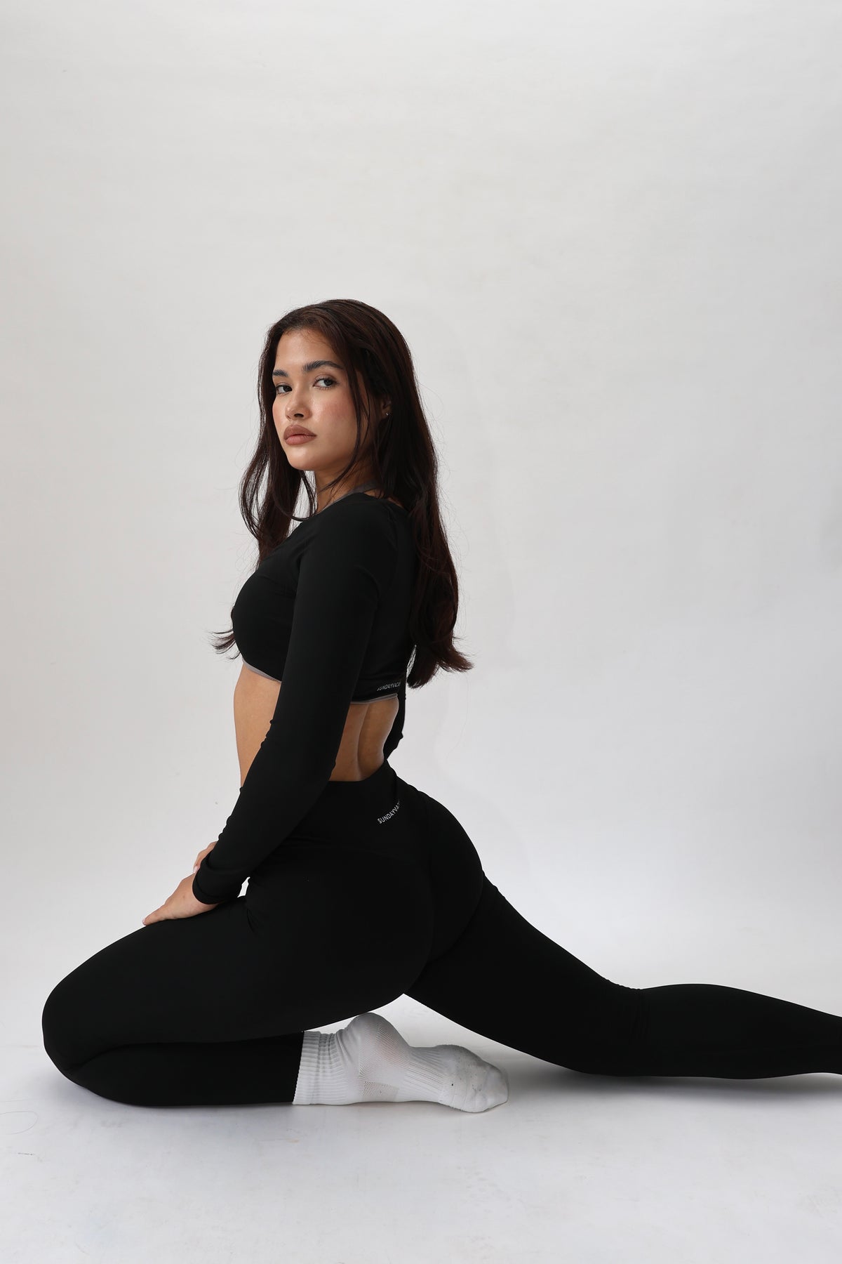 Island Crop - Black